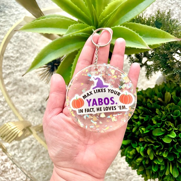 Hocus Pocus Acrylic Keychain - Picture 3 of 4